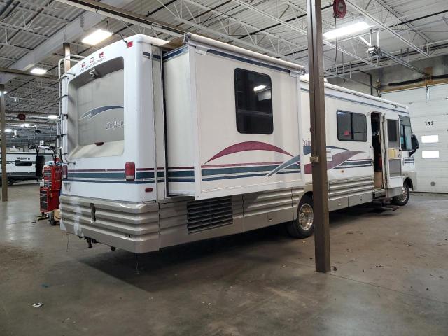 Photo 4 from auction – 2000 WINNEBAGO CHIEFTAIN with VIN 3FCNF53S9YJA03858
