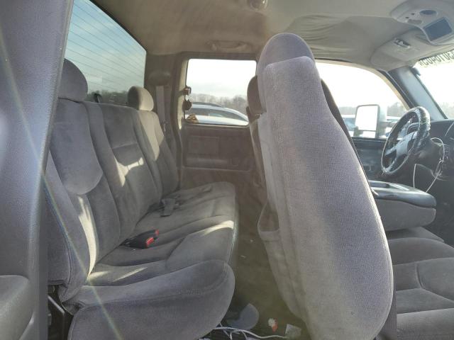Photo 10 from auction – 2004 GMC SIERRA K25 with VIN 1GTHK29U04E156305