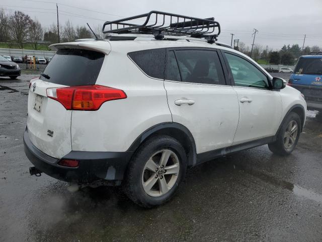 Photo 3 from auction – 2015 TOYOTA RAV4 XLE with VIN 2T3RFREV7FW299652