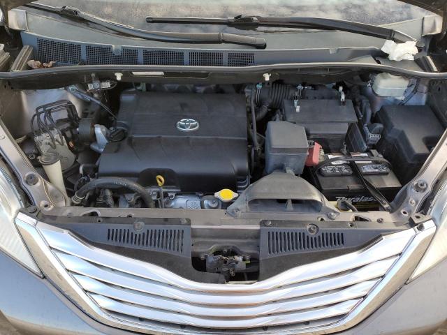 Photo 12 from auction – 2011 TOYOTA SIENNA XLE with VIN 5TDYK3DC2BS005736