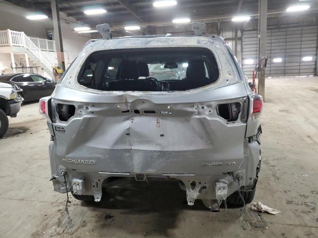 Photo 6 from auction – 2016 TOYOTA HIGHLANDER with VIN 5TDDKRFH4GS246201