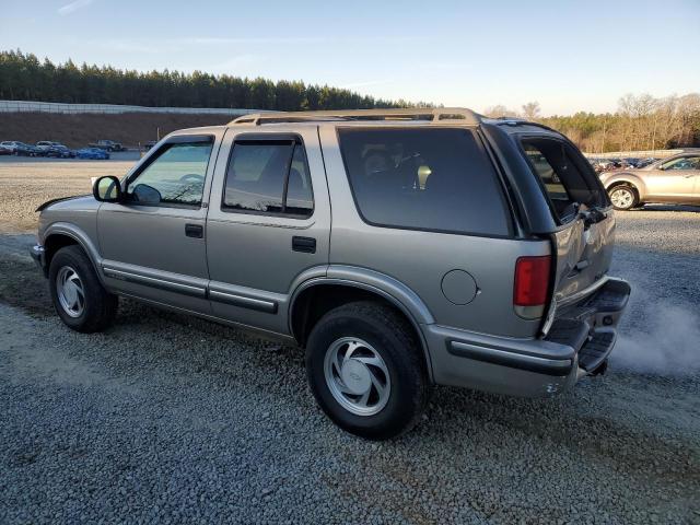 Photo 2 from auction – 1998 CHEVROLET BLAZER with VIN 1GNDT13W2W2236765