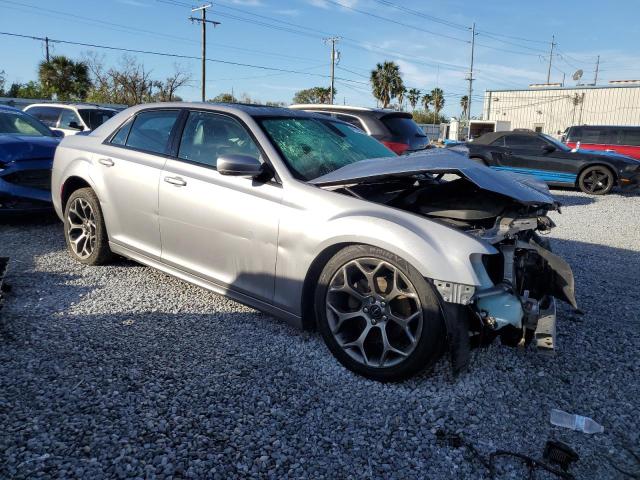 Photo 4 from auction – 2018 CHRYSLER 300 S with VIN 2C3CCABG9JH269541