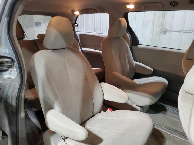 Photo 11 from auction – 2012 TOYOTA SIENNA with VIN 5TDZK3DC7CS231079