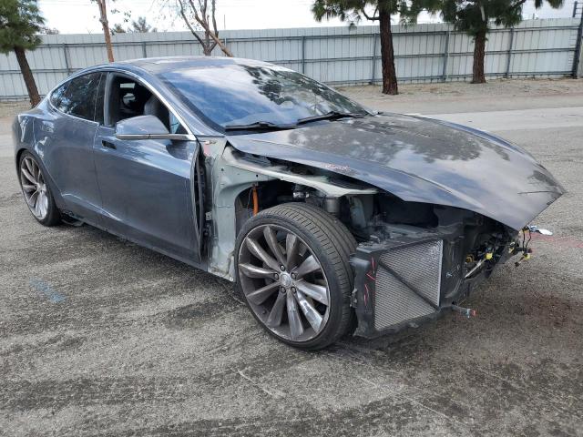 Photo 4 from auction – 2016 TESLA MODEL S with VIN 5YJSA1E21GF136073