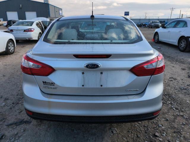 Foto 6 de la subasta – 2013 FORD FOCUS S con VIN 1FADP3E20DL362588