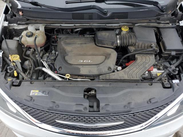 Photo 12 from auction – 2017 CHRYSLER PACIFICA L with VIN 2C4RC1GG3HR804754