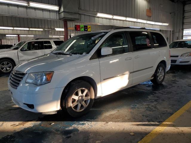 CHRYSLER TOWN & COU 2010 with VIN 2A4RR5D18AR109367 - Photo from auction