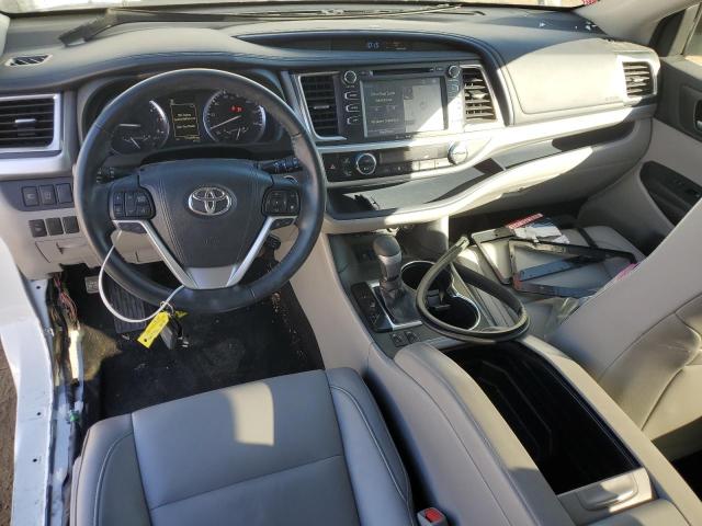 Zdjęcie 8 z aukcji – 2018 TOYOTA HIGHLANDER z VIN 5TDJZRFH3JS811382