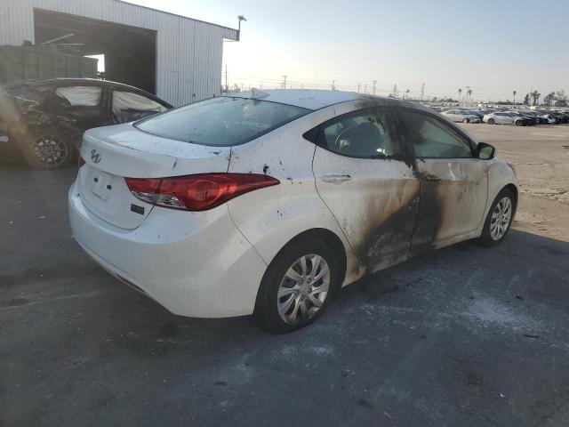 Photo 3 from auction – 2012 HYUNDAI ELANTRA GL with VIN 5NPDH4AE4CH132908