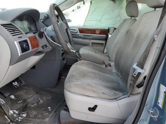 Photo 7 from auction – 2009 CHRYSLER TOWN & COU with VIN 2A8HR54199R528060