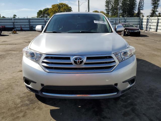 Photo 5 from auction – 2013 TOYOTA HIGHLANDER with VIN 5TDZA3EHXDS037631