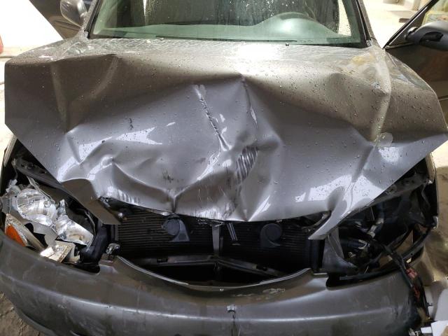 Photo 11 from auction – 2002 TOYOTA CAMRY LE with VIN 4T1BF32K82U530599