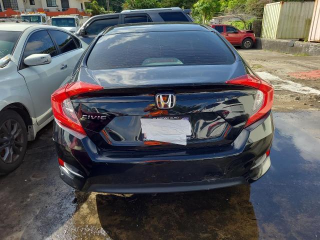 Photo 6 from auction – 2018 HONDA CIVIC LX with VIN 2HGFC2F50JH523923