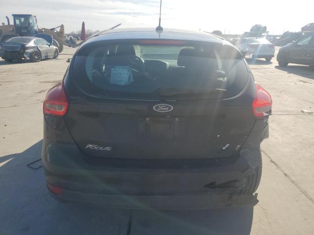 Zdjęcie 6 z aukcji – 2017 FORD FOCUS SE z VIN 1FADP3K21HL247346