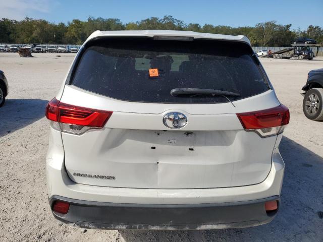 Photo 6 from auction – 2018 TOYOTA HIGHLANDER with VIN 5TDZARFH9JS034958