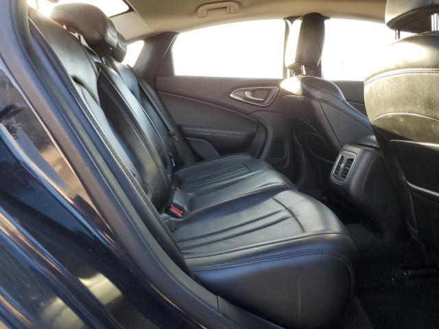 Photo 10 from auction – 2017 CHRYSLER 200 LIMITE with VIN 1C3CCCAB3HN502560