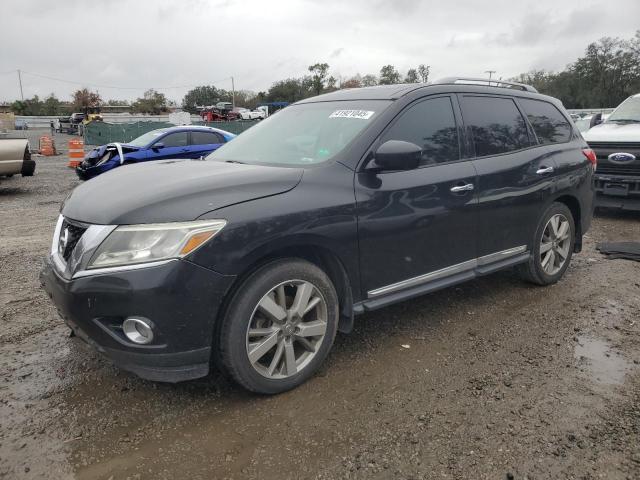 NISSAN PATHFINDER 2016 with VIN 5N1AR2MM2GC604169 - Photo from auction