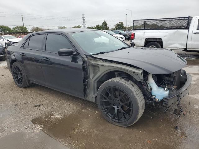 Photo 4 from auction – 2015 CHRYSLER 300 LIMITE with VIN 2C3CCAAG0FH772612