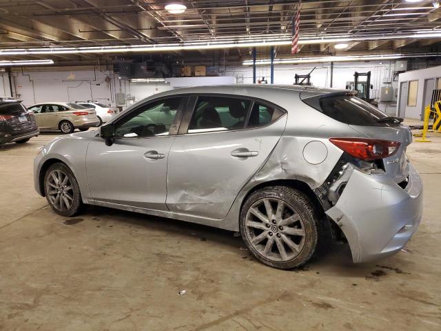 Photo 2 from auction – 2018 MAZDA 3 TOURING with VIN 3MZBN1L39JM196134