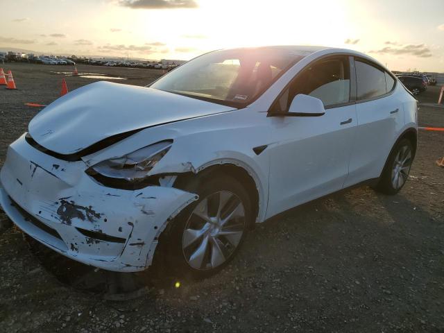 TESLA MODEL Y 2022 with VIN 7SAYGDEE1NF573186 - Photo from auction