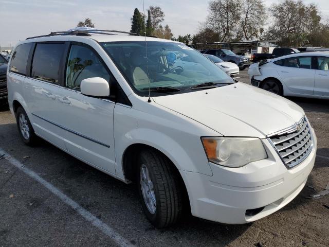 Photo 4 from auction – 2010 CHRYSLER TOWN & COU with VIN 2A4RR5D18AR289191