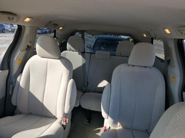 Photo 10 from auction – 2011 TOYOTA SIENNA LE with VIN 5TDJK3DC1BS009584