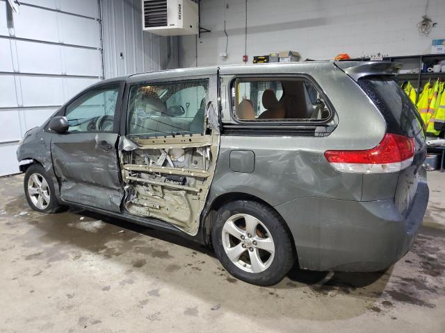 Снимка 2 от търг – 2012 TOYOTA SIENNA BAS с VIN 5TDKA3DC0CS010900