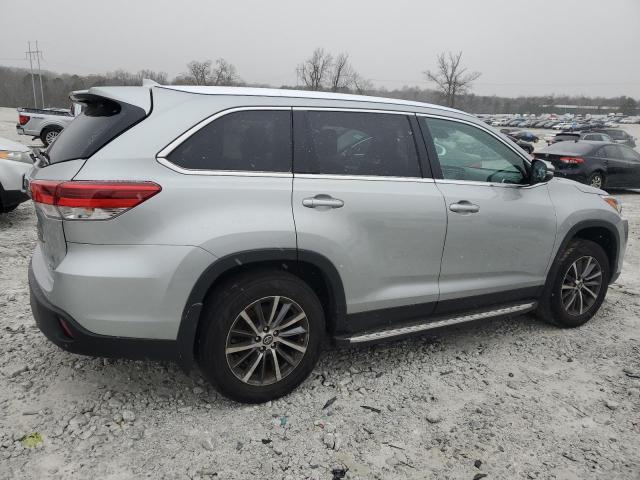 Photo 3 from auction – 2019 TOYOTA HIGHLANDER with VIN 5TDJZRFH8KS986759