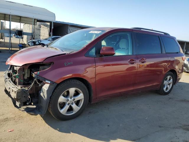 TOYOTA SIENNA LE 2017 with VIN 5TDKZ3DC9HS823667 - Photo from auction