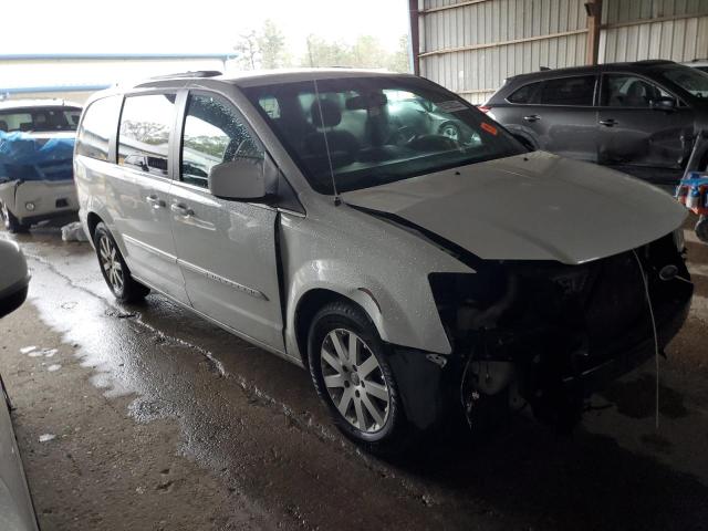 Photo 4 from auction – 2015 CHRYSLER TOWN & COU with VIN 2C4RC1BG6FR589035