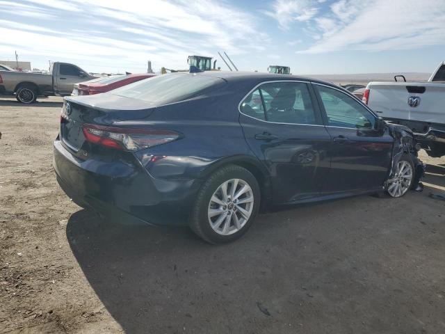 Photo 3 from auction – 2022 TOYOTA CAMRY LE with VIN 4T1C11AK2NU674078
