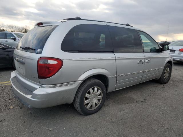 Photo 3 from auction – 2005 CHRYSLER TOWN & COU with VIN 2C8GP54L35R512097
