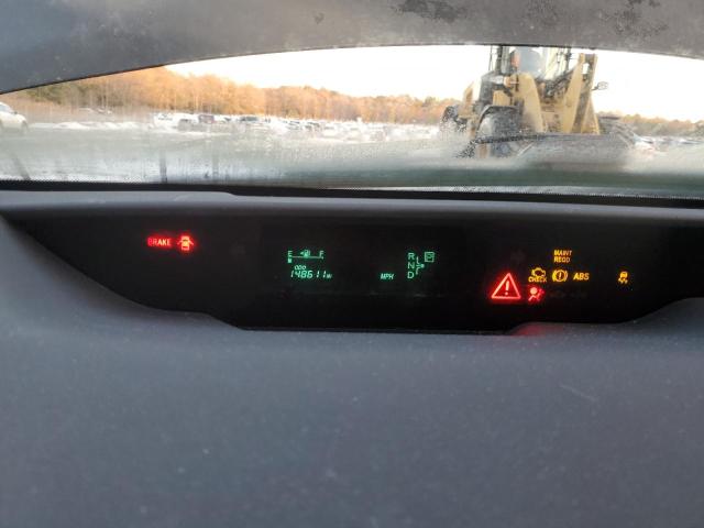 Photo 9 from auction – 2004 TOYOTA PRIUS with VIN JTDKB22U140048580