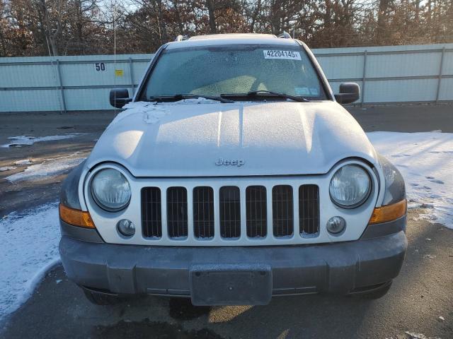 Photo 5 from auction – 2006 JEEP LIBERTY SP with VIN 1J8GL48K46W190824