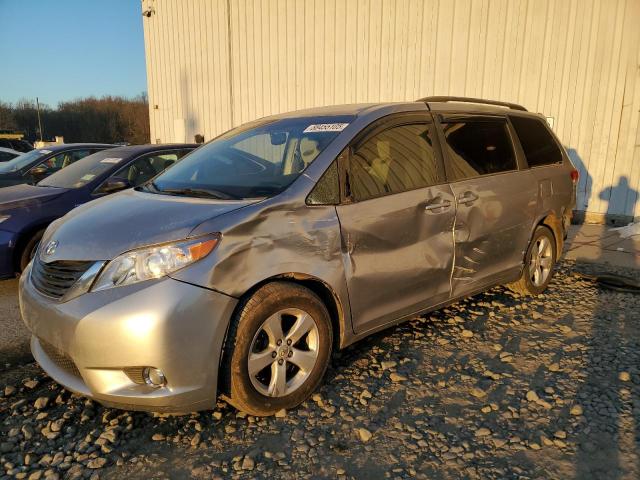 TOYOTA SIENNA LE 2013 with VIN 5TDKK3DC8DS281542 - Photo from auction