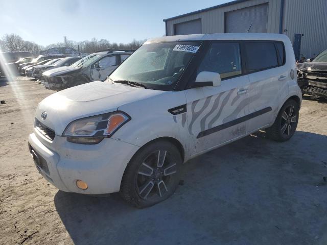 KIA SOUL + 2011 с VIN KNDJT2A26B7267953 - Снимка от търг