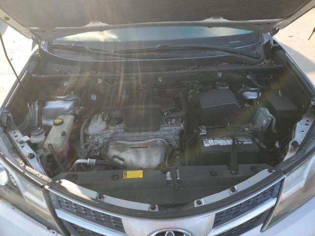 Photo 11 from auction – 2013 TOYOTA RAV4 LE with VIN JTMZFREV4DD009443