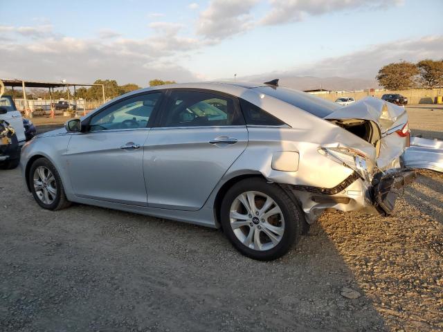 Photo 2 from auction – 2012 HYUNDAI SONATA SE with VIN 5NPEC4AC0CH447738