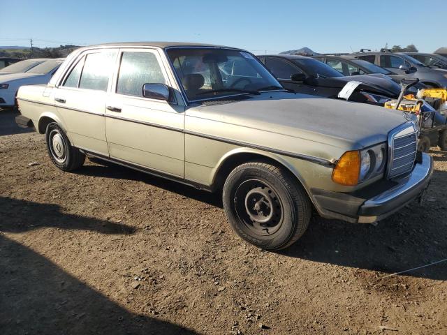 Photo 4 from auction – 1981 MERCEDES-BENZ 240 D with VIN WDBAB23A2BB270366