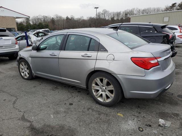 Photo 2 from auction – 2013 CHRYSLER 200 LX with VIN 1C3CCBABXDN764757