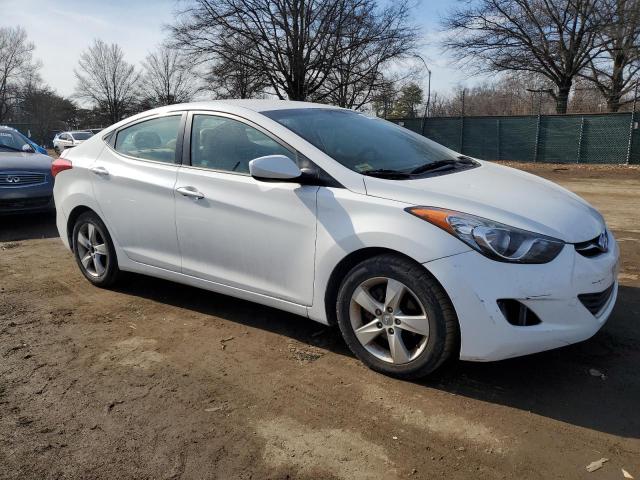 Photo 4 from auction – 2012 HYUNDAI ELANTRA GL with VIN 5NPDH4AE1CH117749