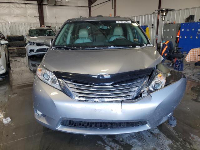 Photo 5 from auction – 2011 TOYOTA SIENNA XLE with VIN 5TDYK3DC9BS055405