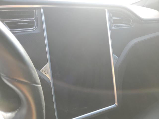 Photo 9 from auction – 2017 TESLA MODEL S with VIN 5YJSA1E27HF206144