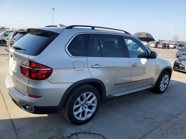 Photo 3 from auction – 2013 BMW X5 XDRIVE3 with VIN 5UXZV4C56D0E02961