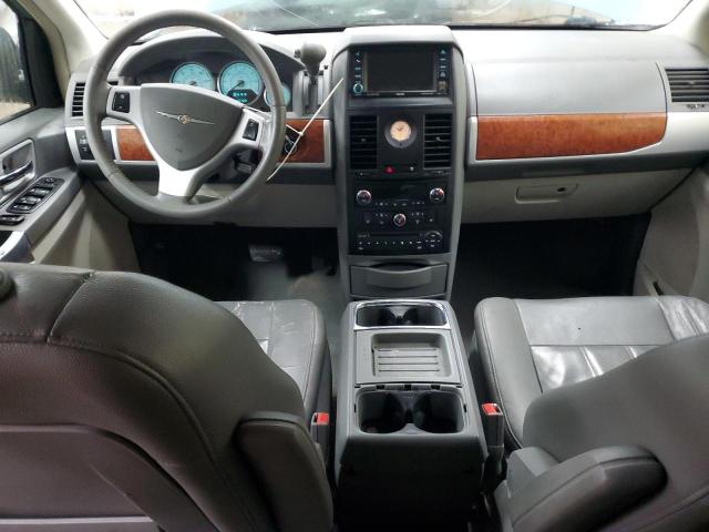 Photo 8 from auction – 2008 CHRYSLER TOWN & COU with VIN 2A8HR54P38R696702