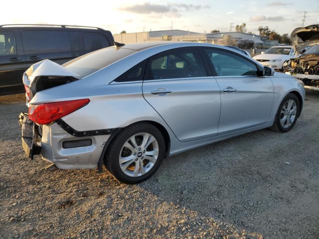 Photo 3 from auction – 2012 HYUNDAI SONATA SE with VIN 5NPEC4AC0CH447738