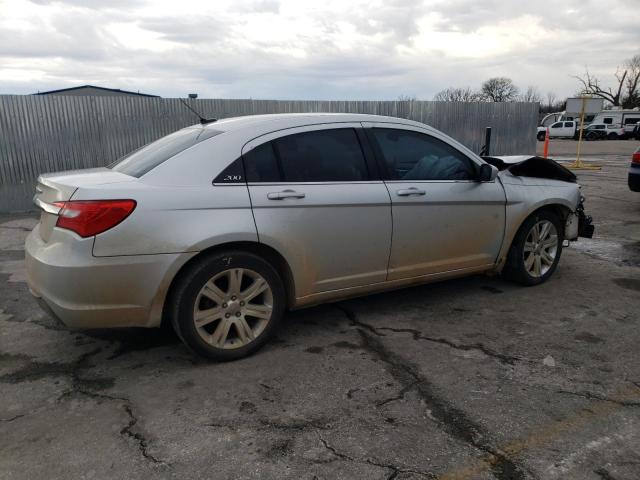 Photo 3 from auction – 2012 CHRYSLER 200 TOURIN with VIN 1C3CCBBB9CN125038