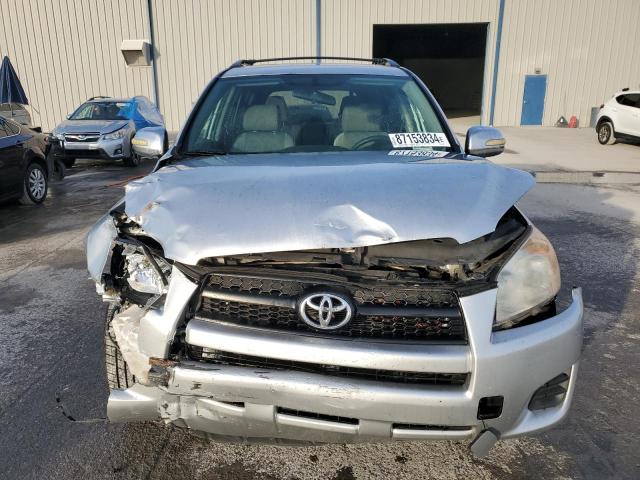 Foto 5 de la subasta – 2011 TOYOTA RAV4 con VIN 2T3ZF4DV1BW098411