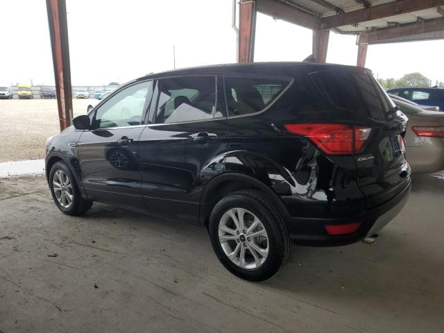Photo 2 from auction – 2019 FORD ESCAPE SE with VIN 1FMCU0GD2KUA04651